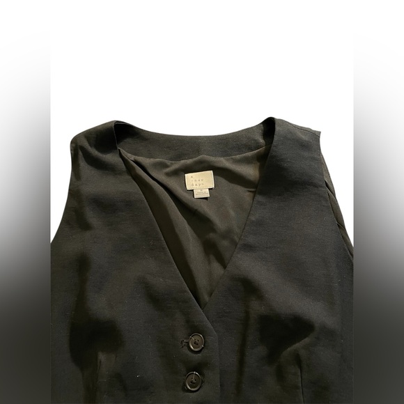 Black Vest! - Picture 2 of 7